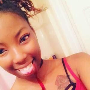 Meet your Posher, Joy